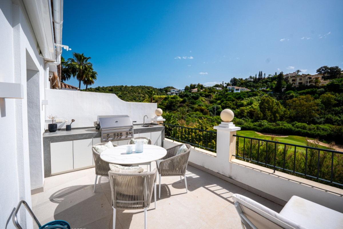 2 bedroom Apartments for sale in Benahavís – R5032477 2 bedroom Apartments for sale in Benahavís – R5032477