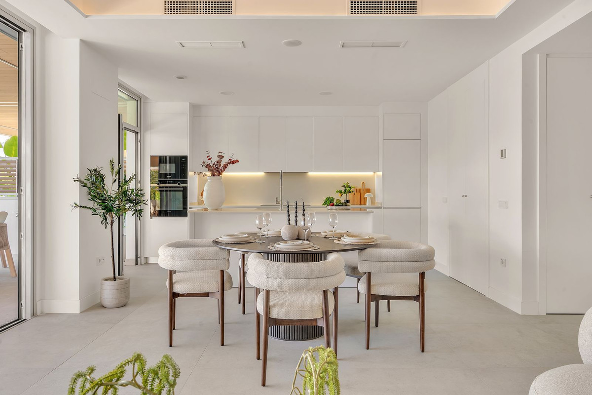 Apartamentos de 4 dormitorios en venta en Marbella – R5293540 Apartamentos de 4 dormitorios en venta en Marbella – R5293540