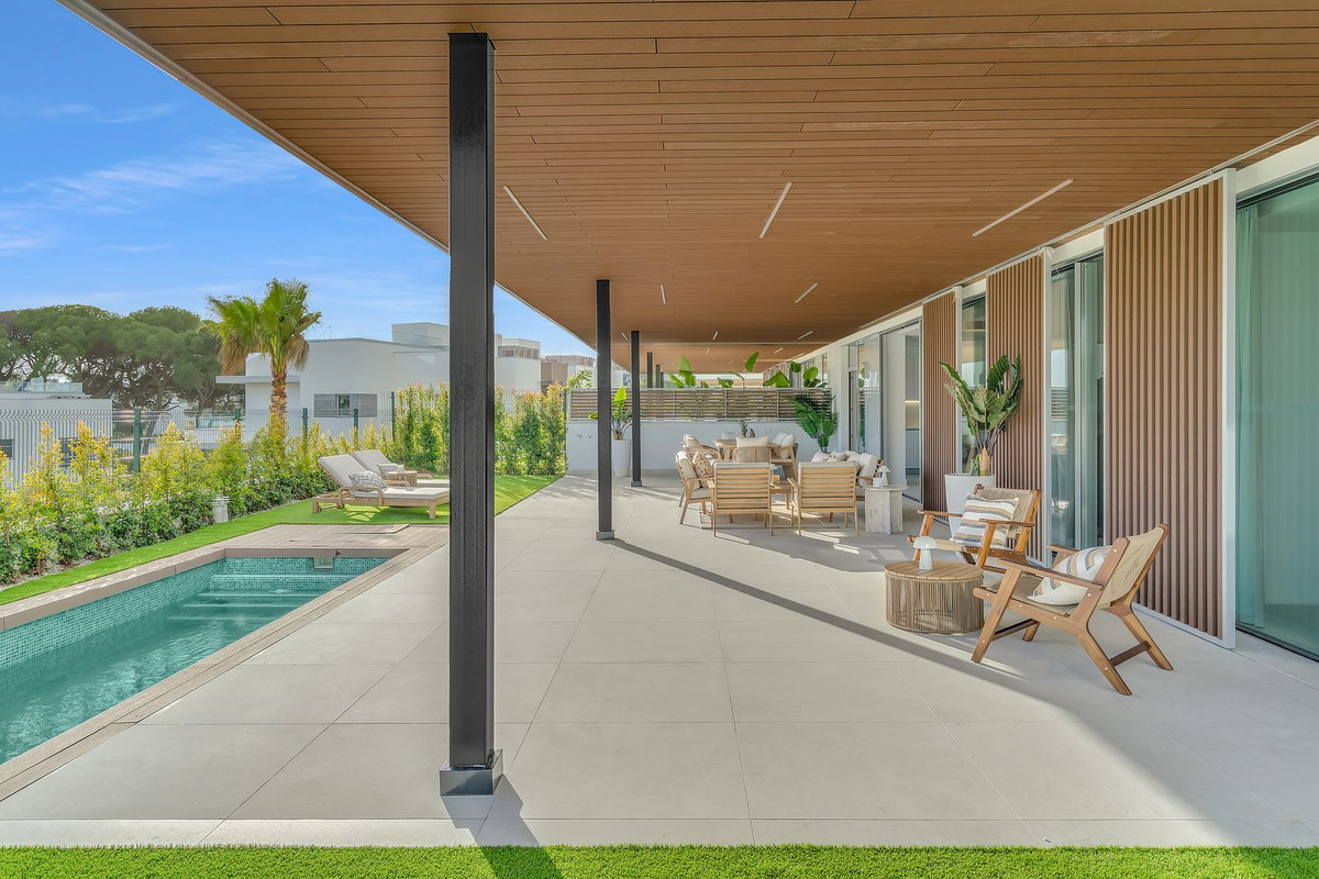 Apartamentos de 4 dormitorios en venta en Marbella – R5293540 Apartamentos de 4 dormitorios en venta en Marbella – R5293540