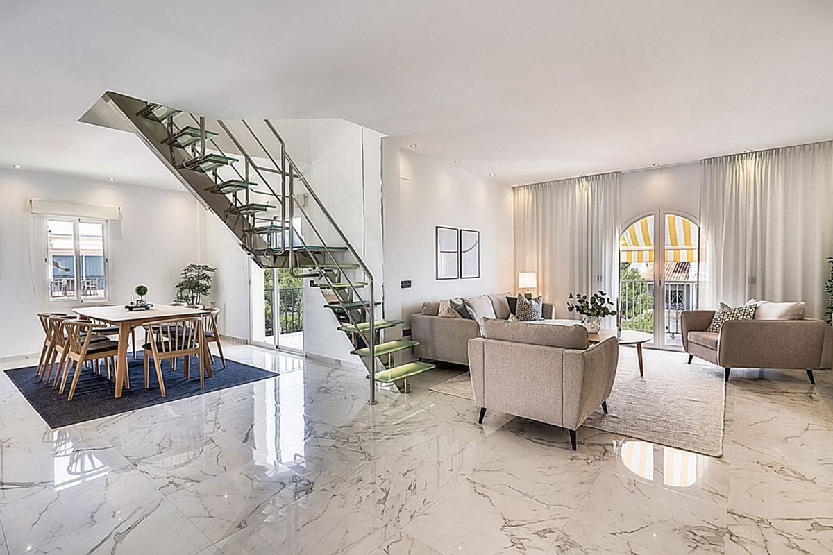 3 bedroom Apartments for sale in Puerto Banús – R5006833 3 bedroom Apartments for sale in Puerto Banús – R5006833