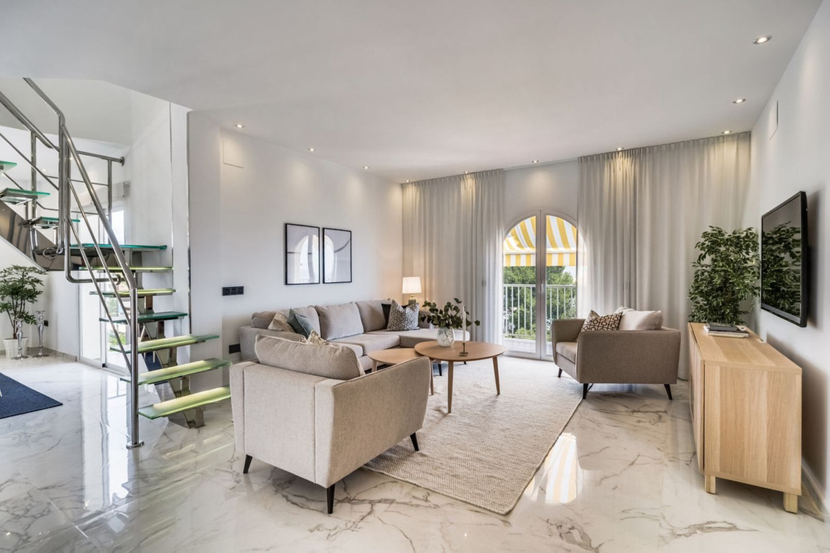 3 bedroom Apartments for sale in Puerto Banús – R5006833 3 bedroom Apartments for sale in Puerto Banús – R5006833