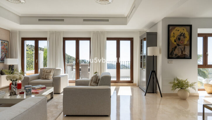 Villas de 4 dormitorios en venta en Benahav�s – R5361175 Villas de 4 dormitorios en venta en Benahav�s – R5361175 en