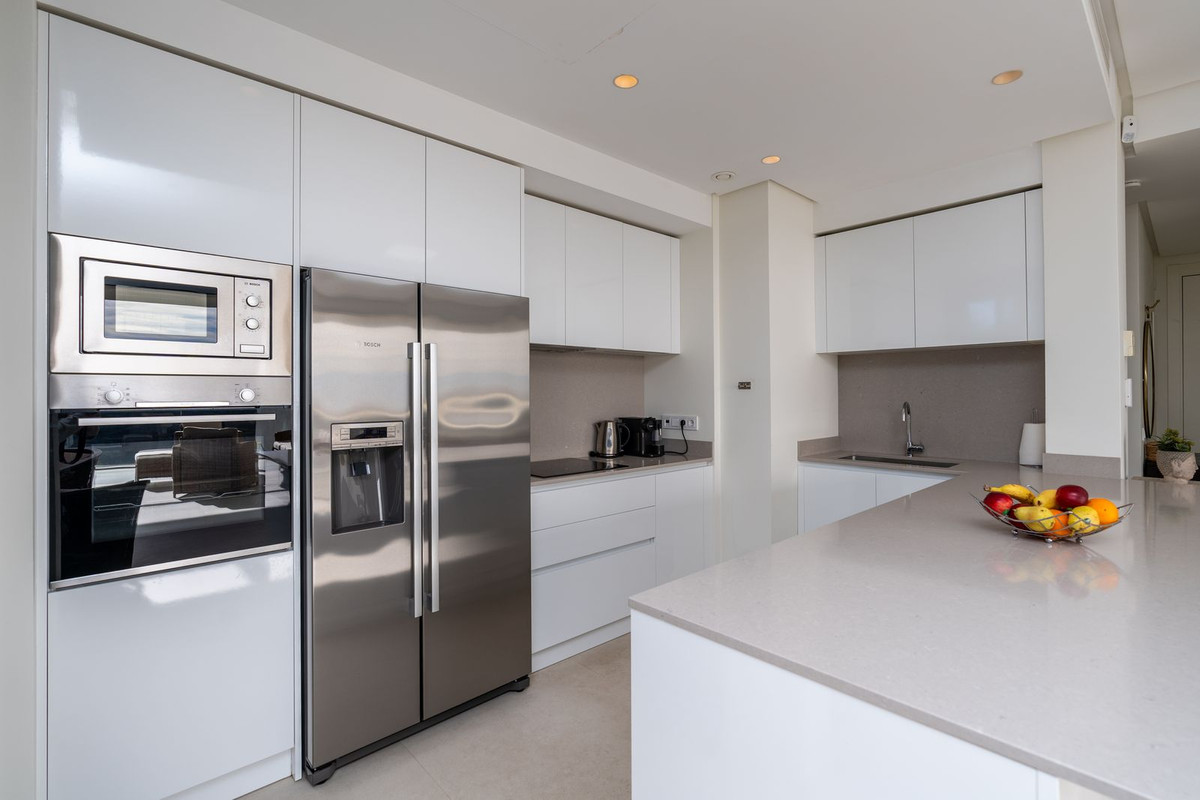 Apartamentos de 3 dormitorios en venta en Benahav�s – R5104204 Apartamentos de 3 dormitorios en venta en Benahav�s – R5104204