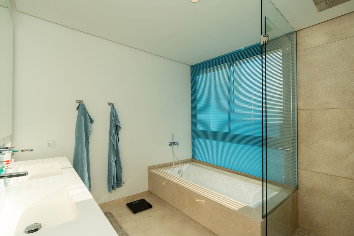Apartamentos de 3 dormitorios en venta en Benahav�s – R5104204 Apartamentos de 3 dormitorios en venta en Benahav�s – R5104204