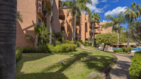 4 bedroom Apartments for sale in Marbella – R5018800