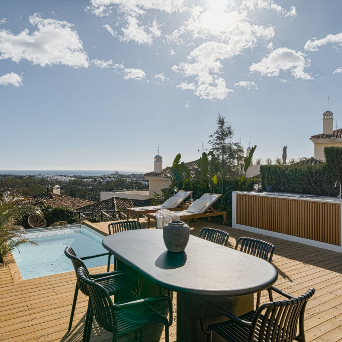 Apartamentos de 3 dormitorios en venta en Nueva Andalucía – R5048557 Apartamentos de 3 dormitorios en venta en Nueva Andalucía – R5048557