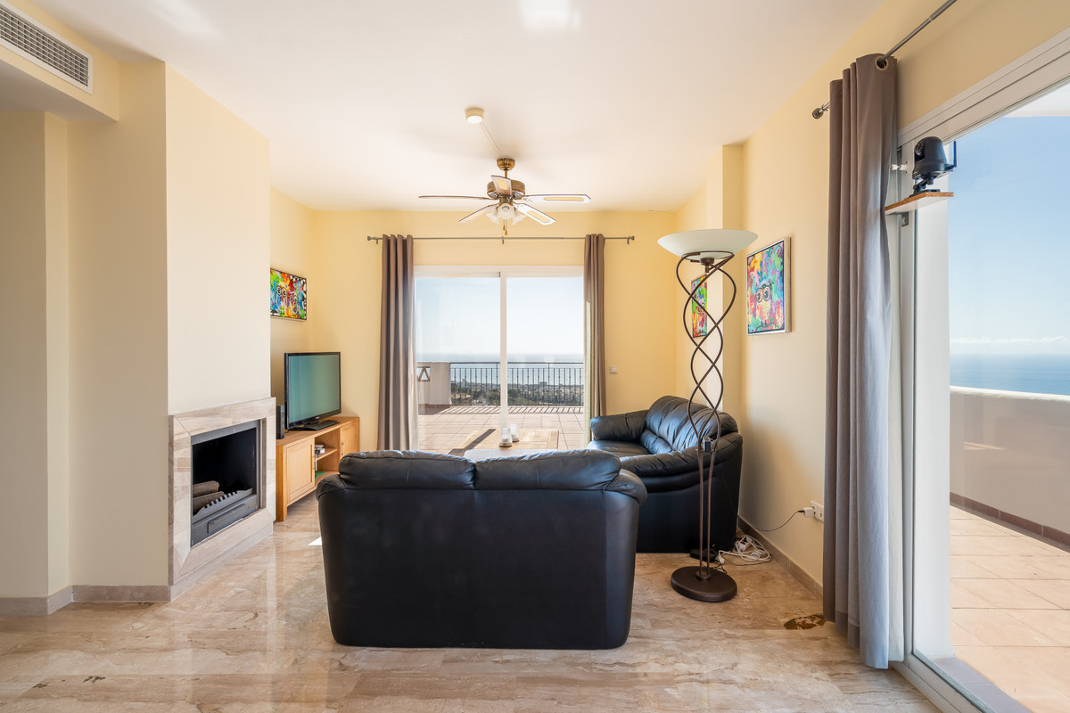 2 bedroom Penthouses for sale in Calahonda – R5188114 2 bedroom Penthouses for sale in Calahonda – R5188114