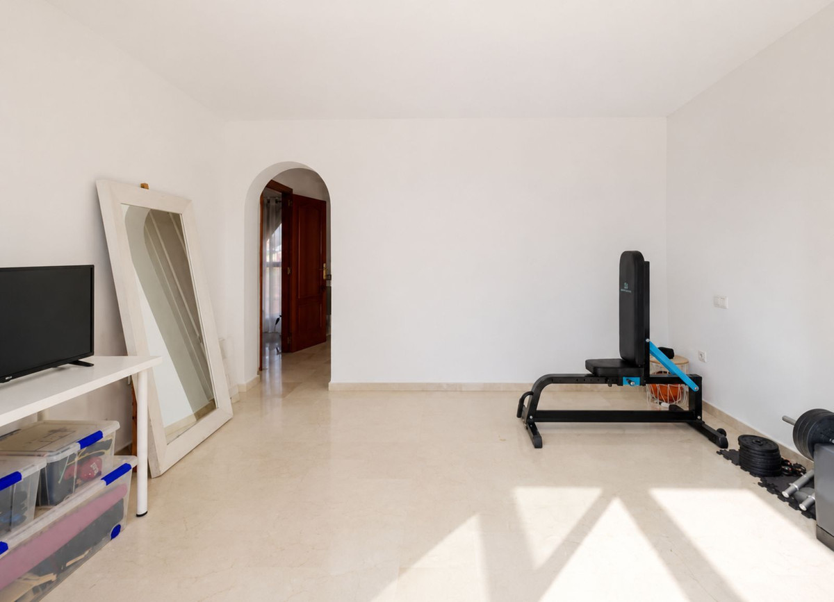 Apartamentos de 3 dormitorios en venta en Selwo – R5383846 Apartamentos de 3 dormitorios en venta en Selwo – R5383846