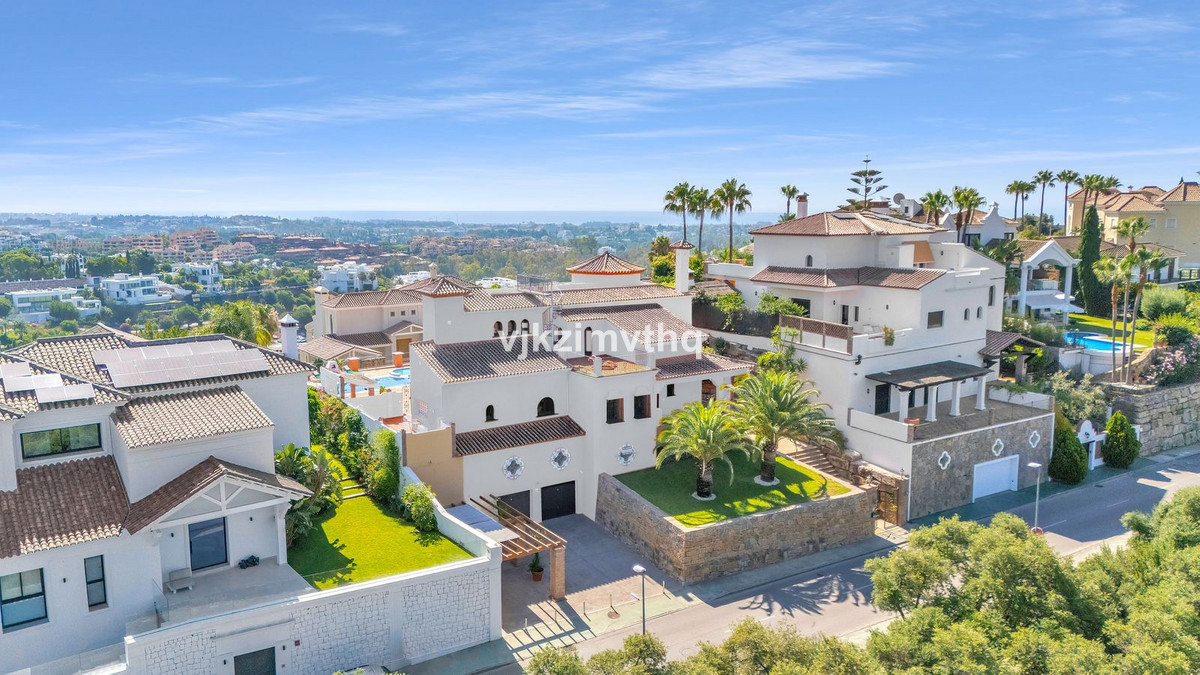 Villas de 5 dormitorios en venta en Benahavís – R4894894 Villas de 5 dormitorios en venta en Benahavís – R4894894