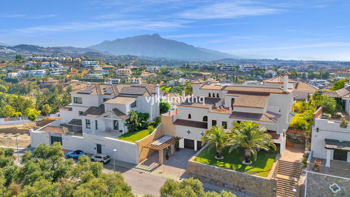 Villas de 5 dormitorios en venta en Benahavís – R4894894 Villas de 5 dormitorios en venta en Benahavís – R4894894