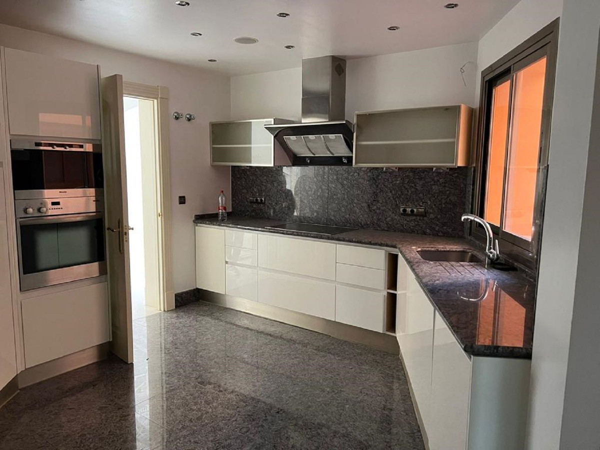 3 bedroom Apartments for sale in Puerto Ban�s – R4254199 3 bedroom Apartments for sale in Puerto Ban�s – R4254199