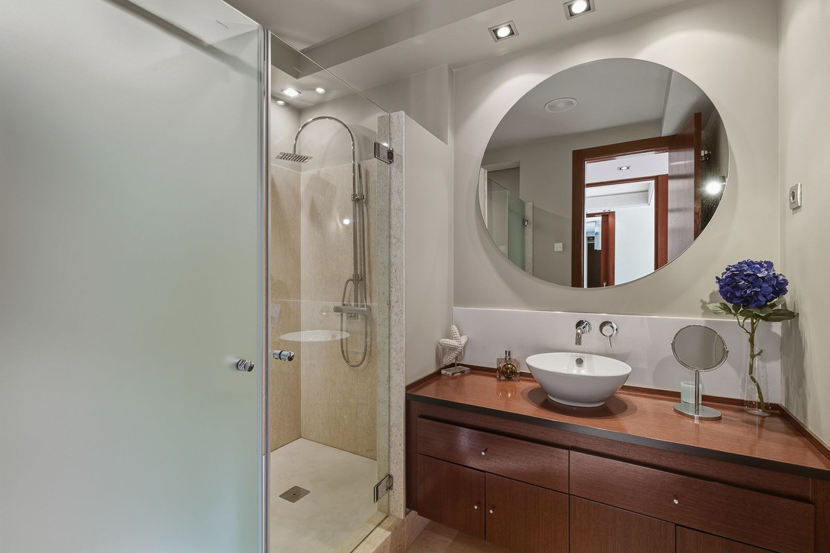 Apartamentos de 2 dormitorios en venta en Nueva Andalucía – R5241898 Apartamentos de 2 dormitorios en venta en Nueva Andalucía – R5241898