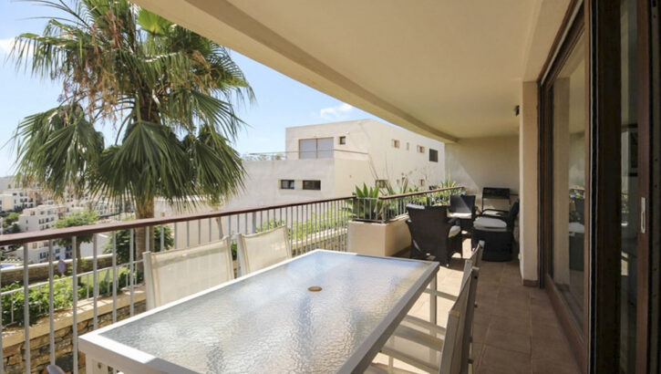 Apartamentos de 3 dormitorios en venta en Marbella – R5222647 Apartamentos de 3 dormitorios en venta en Marbella – R5222647 en