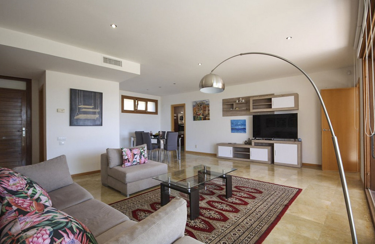 Apartamentos de 3 dormitorios en venta en Marbella – R5222647 Apartamentos de 3 dormitorios en venta en Marbella – R5222647