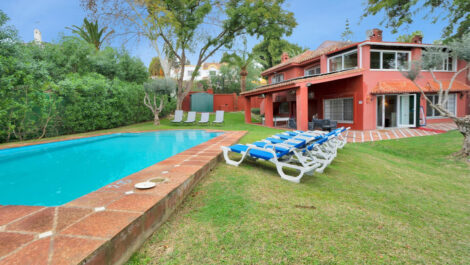 Villas de 5 dormitorios en venta en Elviria – R4649023 Villas de 5 dormitorios en venta en Elviria – R4649023