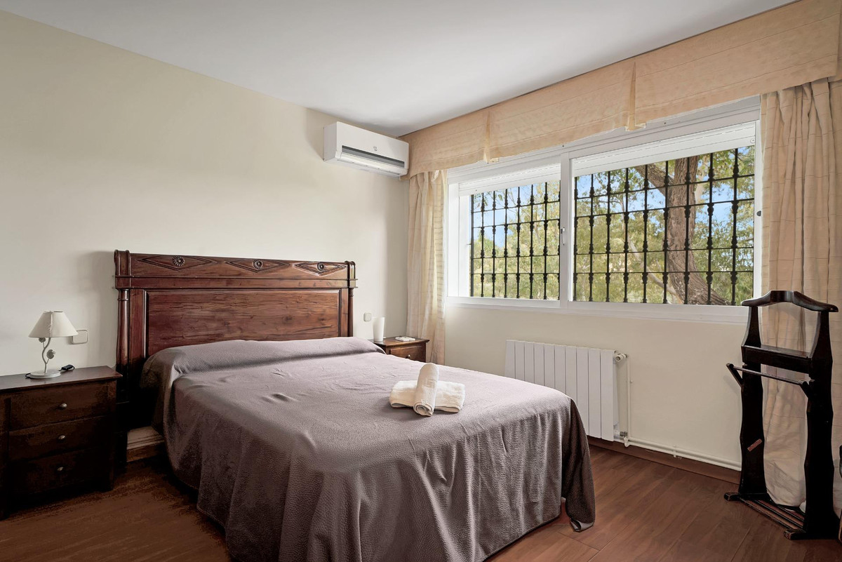 Villas de 5 dormitorios en venta en Elviria – R4649023 Villas de 5 dormitorios en venta en Elviria – R4649023