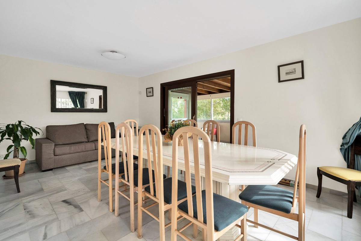 Villas de 5 dormitorios en venta en Elviria – R4649023 Villas de 5 dormitorios en venta en Elviria – R4649023