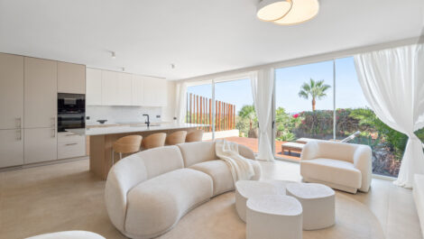 Apartamentos de 3 dormitorios en venta en Nueva Andalucía – R5194399