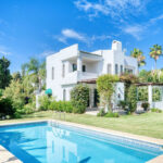 Villas de 4 dormitorios en venta en Nueva Andaluc�a – R5179537 Villas de 4 dormitorios en venta en Nueva Andaluc�a – R5179537