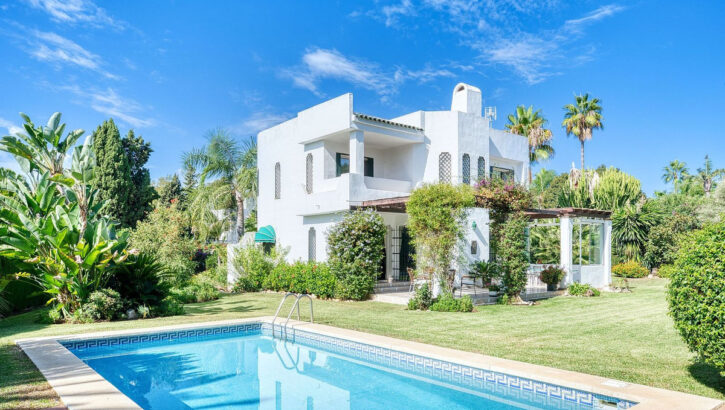 Villas de 4 dormitorios en venta en Nueva Andaluc�a – R5179537 Villas de 4 dormitorios en venta en Nueva Andaluc�a – R5179537 en