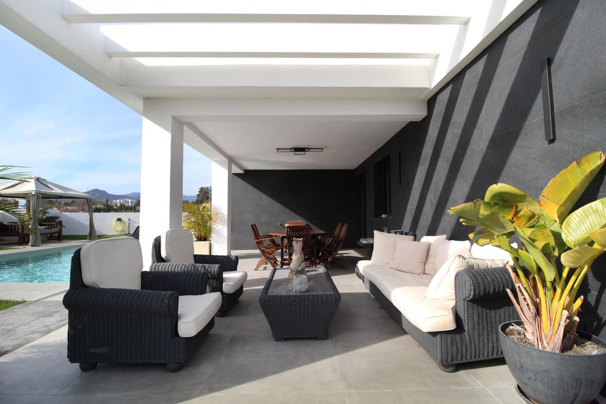 Villas de 3 dormitorios en venta en San Pedro de Alcántara – R5337721 Villas de 3 dormitorios en venta en San Pedro de Alcántara – R5337721