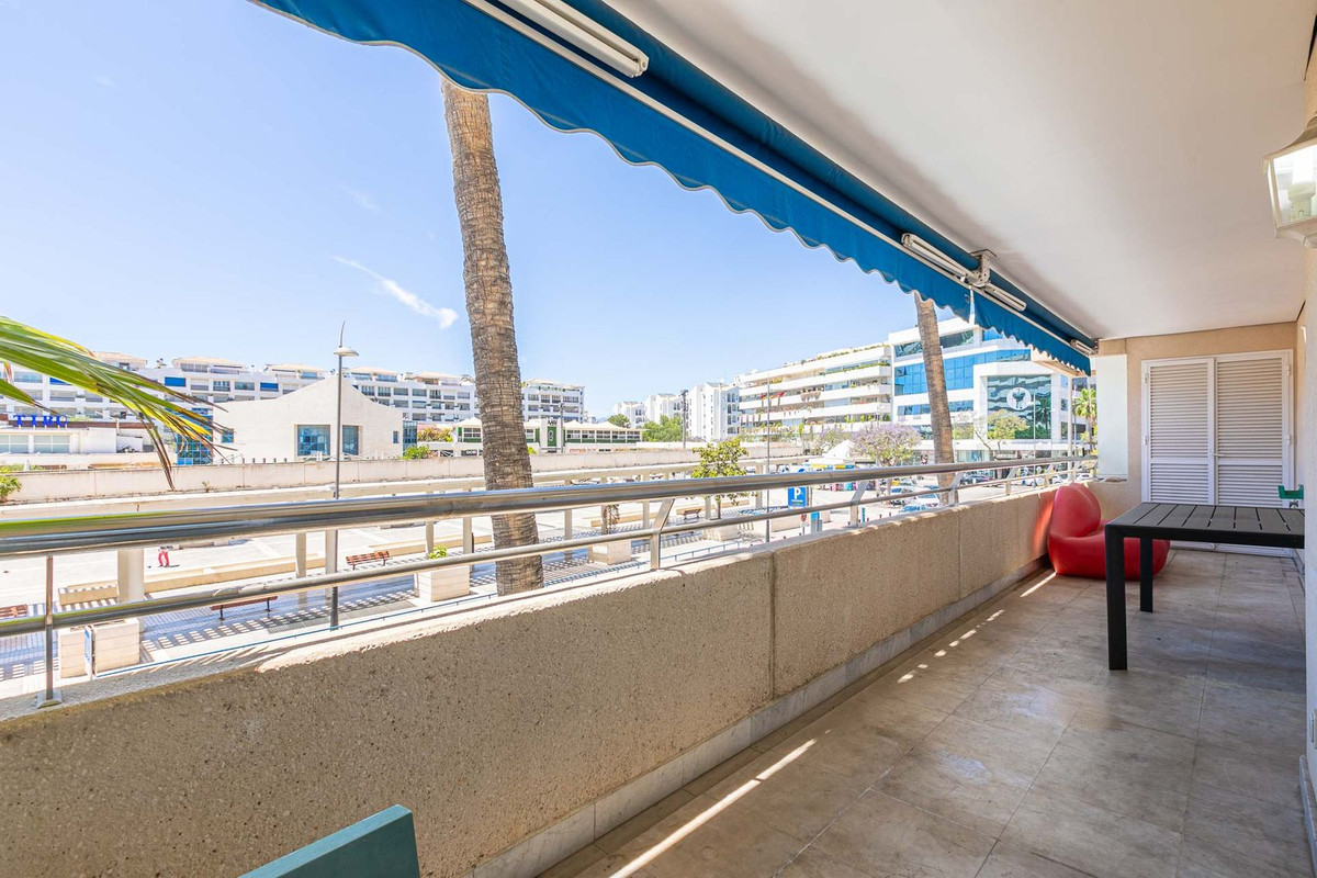 Apartamentos de 2 dormitorios en venta en Puerto Banús – R4972204 Apartamentos de 2 dormitorios en venta en Puerto Banús – R4972204