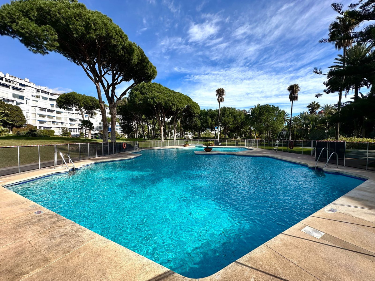 2 bedroom Apartments for sale in Puerto Banús – R5307889 2 bedroom Apartments for sale in Puerto Banús – R5307889