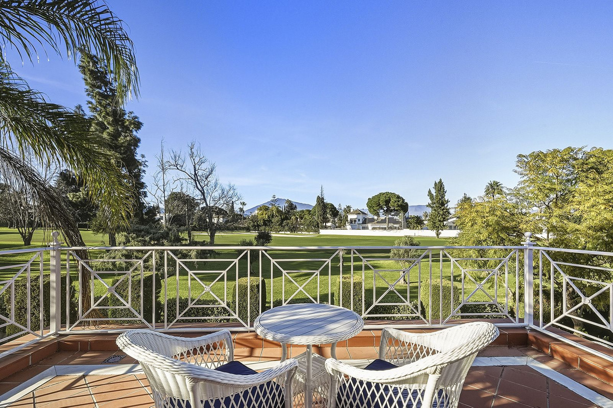 Villas de 5 dormitorios en venta en Guadalmina Alta – R5217901 Villas de 5 dormitorios en venta en Guadalmina Alta – R5217901