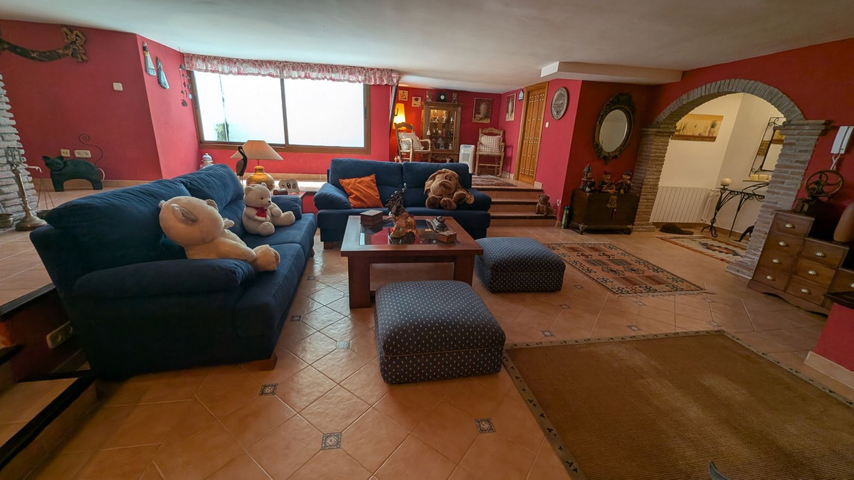 4 bedroom Semi-detached for sale in San Pedro de Alcántara – R5152978 4 bedroom Semi-detached for sale in San Pedro de Alcántara – R5152978