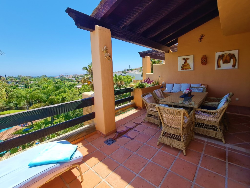 2 bedroom Apartments for sale in Nueva Milla de Oro – R5376910