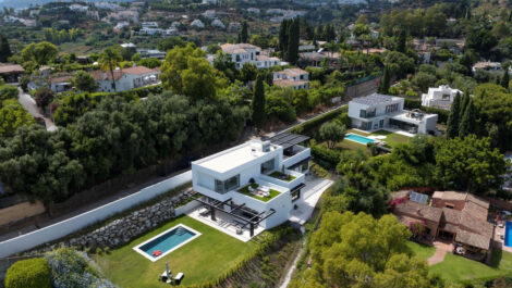 6 bedroom Villas for sale in Benahavís – R5358061