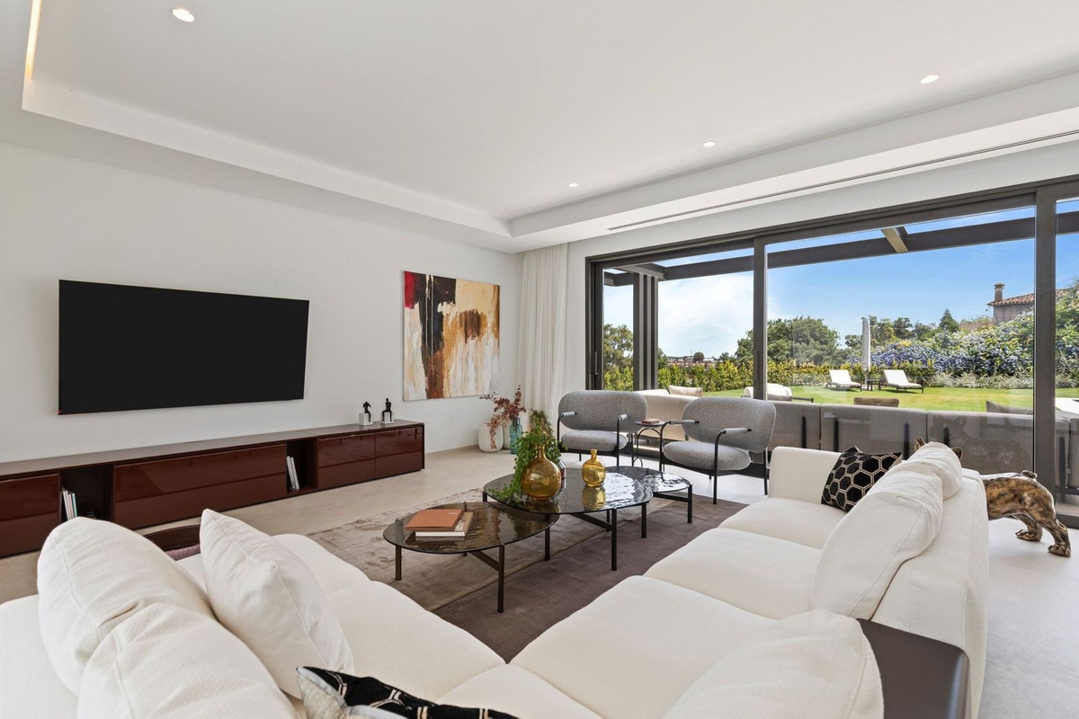 Villas de 6 dormitorios en venta en Benahavís – R5358061 Villas de 6 dormitorios en venta en Benahavís – R5358061