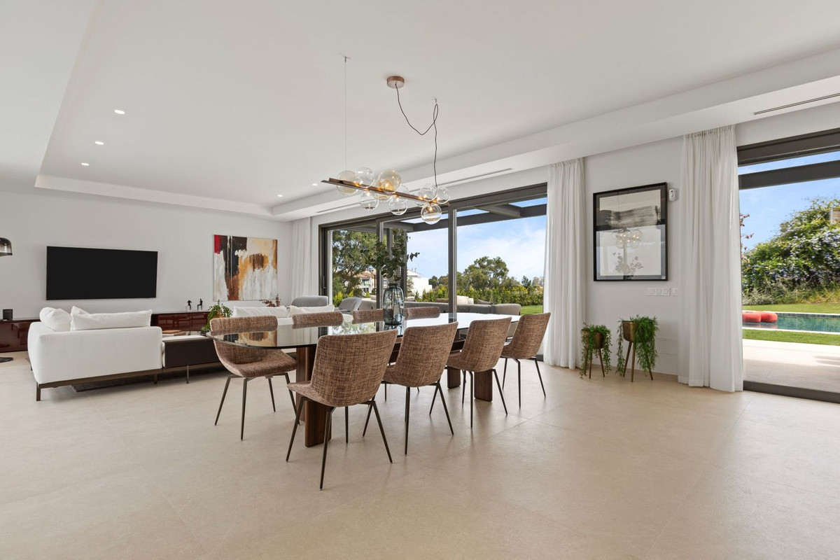 Villas de 6 dormitorios en venta en Benahavís – R5358061 Villas de 6 dormitorios en venta en Benahavís – R5358061