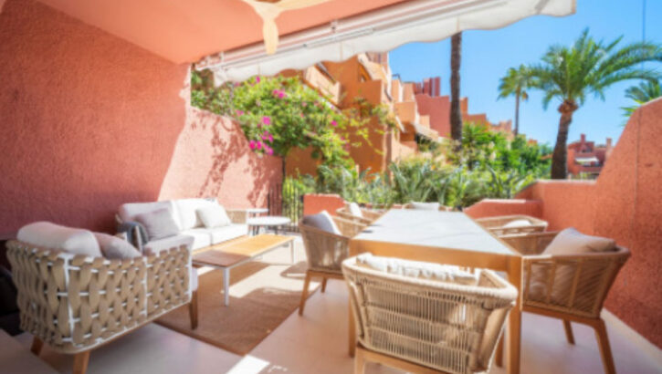 Adosados de 3 dormitorios en venta en Nueva Andalucía – R5264848 Adosados de 3 dormitorios en venta en Nueva Andalucía – R5264848 en