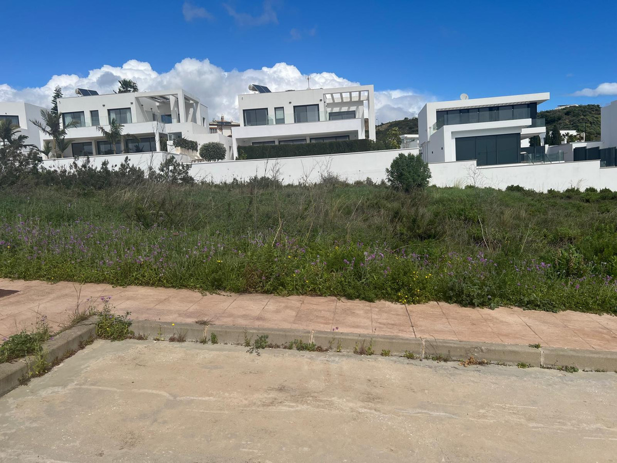 Parcelas de 5 dormitorios en venta en La Cala de Mijas – R5321995 Parcelas de 5 dormitorios en venta en La Cala de Mijas – R5321995
