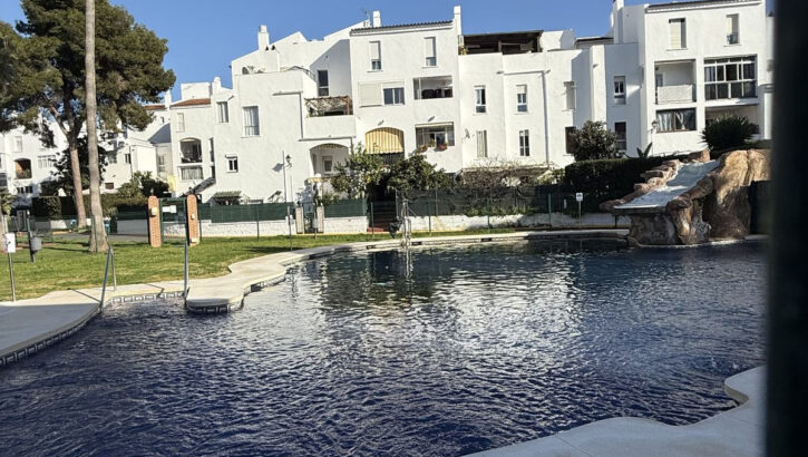 Apartamentos de 3 dormitorios en venta en Elviria – R5351002 Apartamentos de 3 dormitorios en venta en Elviria – R5351002 en