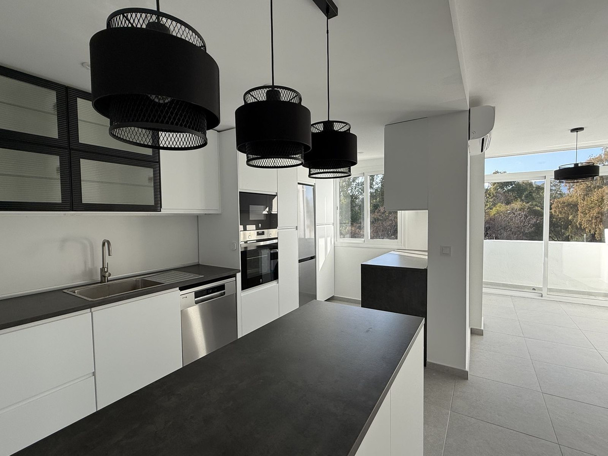 Apartamentos de 3 dormitorios en venta en Elviria – R5351002 Apartamentos de 3 dormitorios en venta en Elviria – R5351002