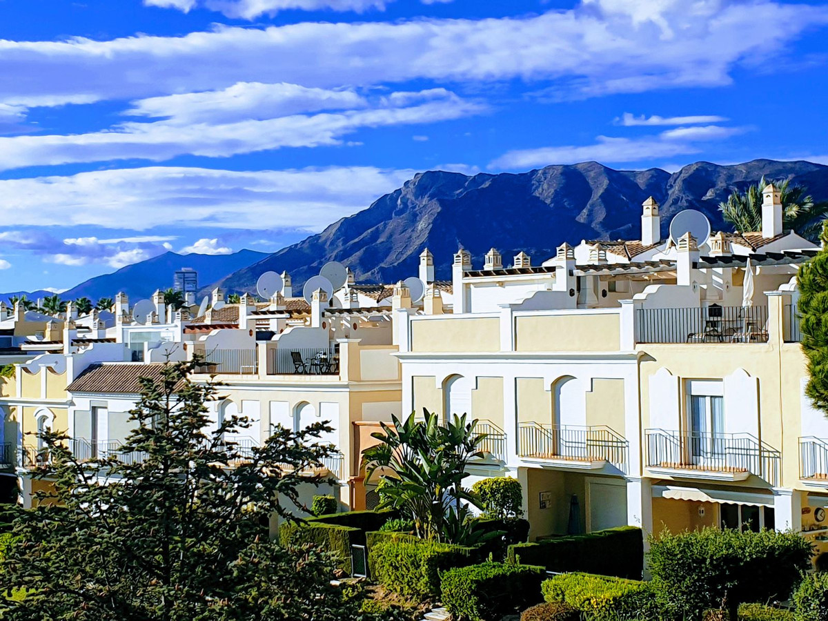 3 bedroom Townhouses for sale in Bahía de Marbella – R5078884 3 bedroom Townhouses for sale in Bahía de Marbella – R5078884