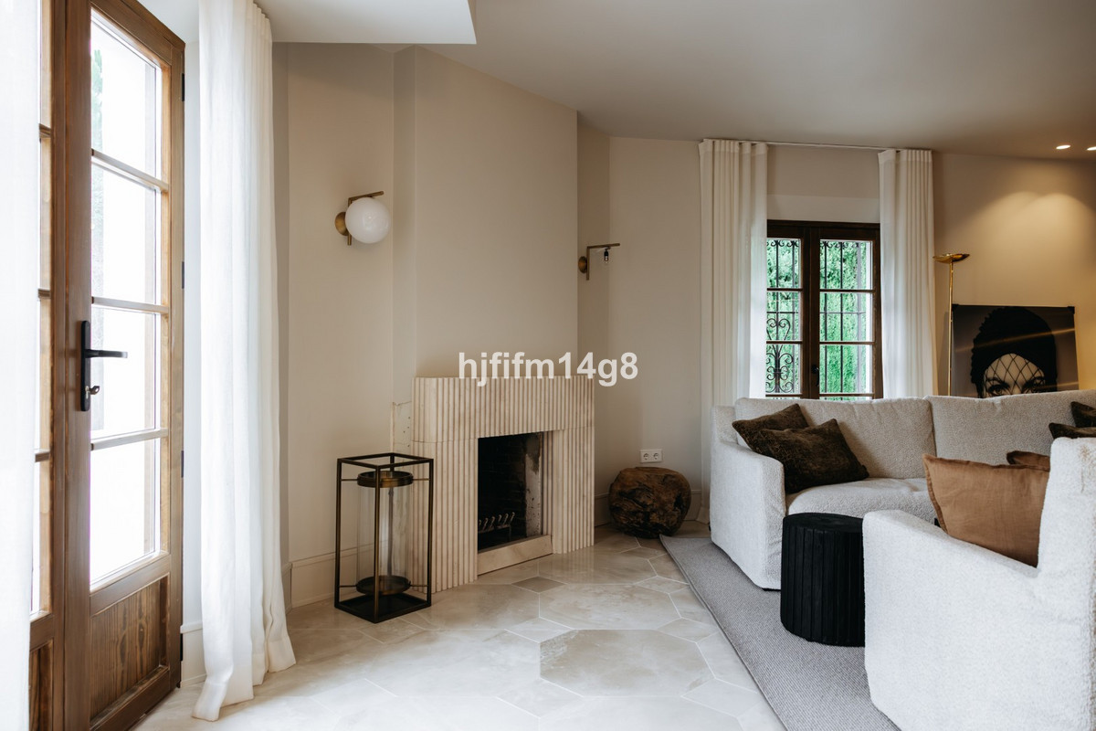 Adosados de 3 dormitorios en venta en Milla de Oro – R5353789 Adosados de 3 dormitorios en venta en Milla de Oro – R5353789