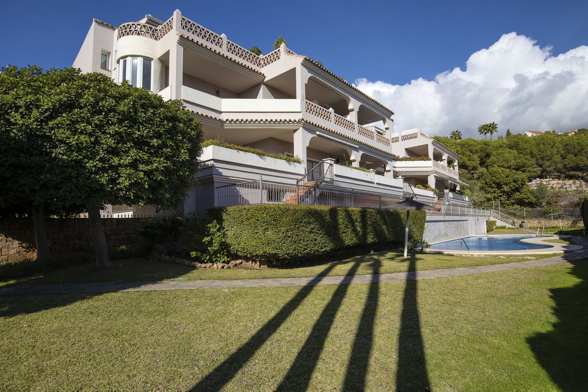 Apartamentos de 3 dormitorios en venta en Los Arqueros – R5248651 Apartamentos de 3 dormitorios en venta en Los Arqueros – R5248651