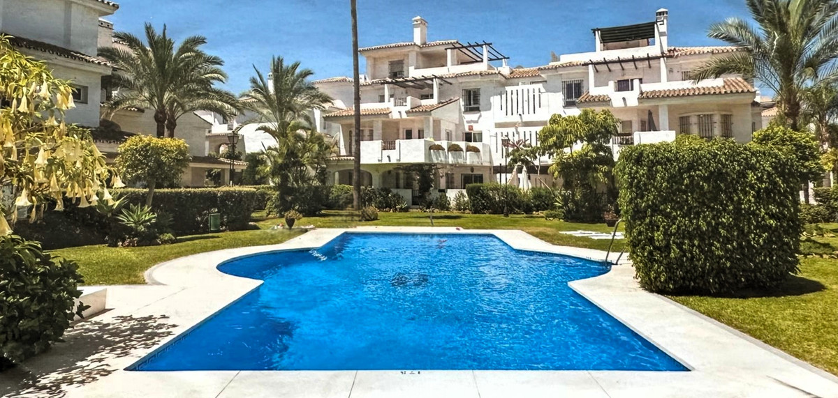 Apartamentos de 3 dormitorios en venta en Nueva Andaluc�a – R5304676 Apartamentos de 3 dormitorios en venta en Nueva Andaluc�a – R5304676