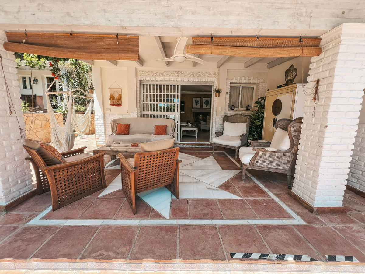 5 bedroom Villas for sale in Nueva Andalucía – R5391571 5 bedroom Villas for sale in Nueva Andalucía – R5391571
