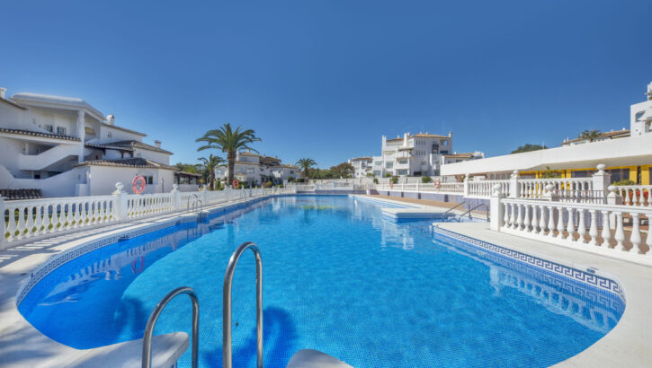 2 bedroom Apartments for sale in Elviria – R4792600 2 bedroom Apartments for sale in Elviria – R4792600 in