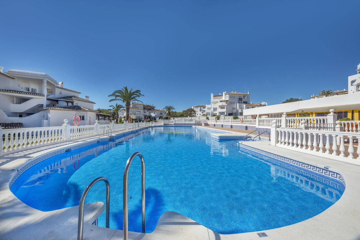 2 bedroom Apartments for sale in Elviria – R4792600 2 bedroom Apartments for sale in Elviria – R4792600