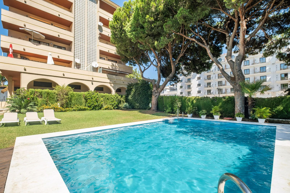 Apartamentos de 2 dormitorios en venta en Nueva Andalucía – R4458349 Apartamentos de 2 dormitorios en venta en Nueva Andalucía – R4458349