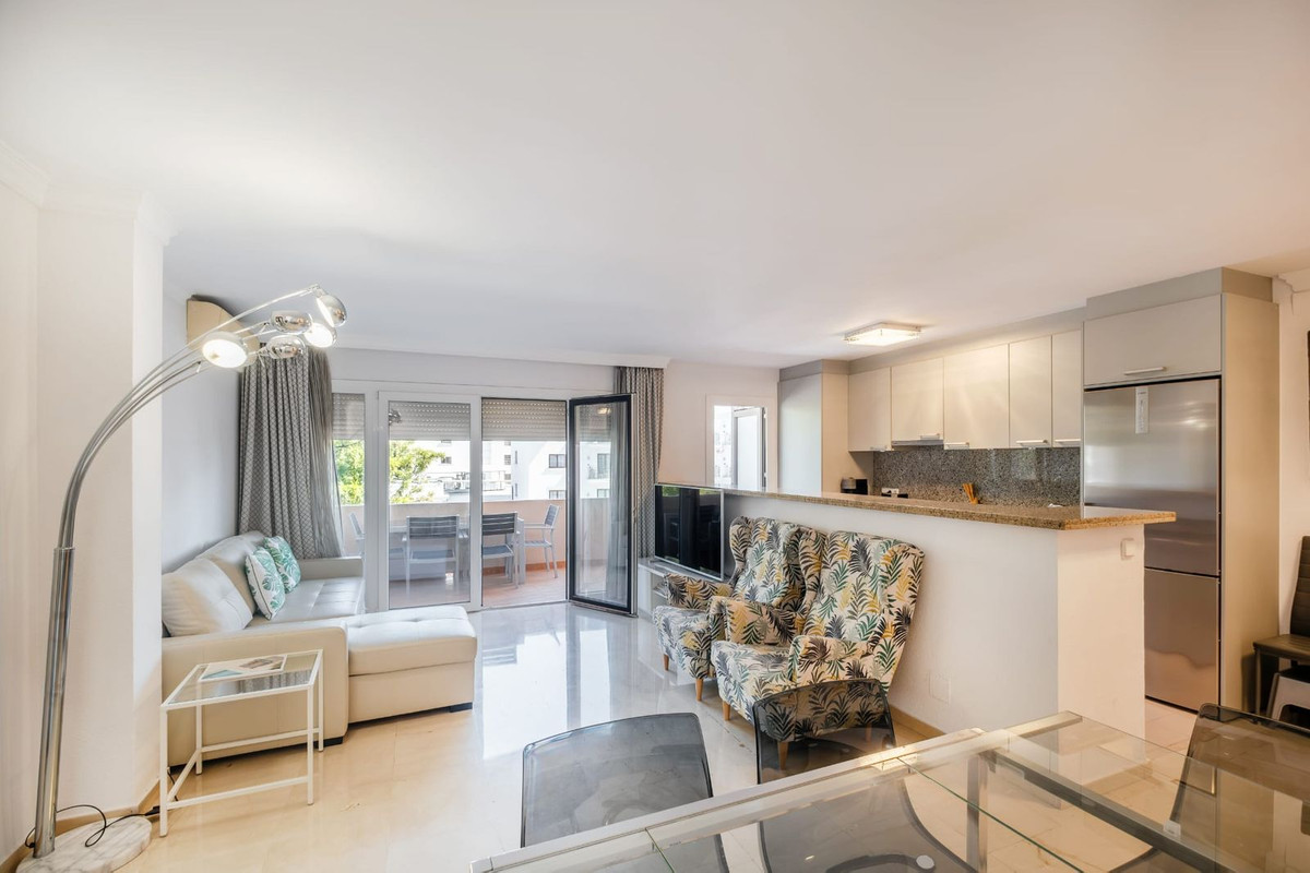 Apartamentos de 2 dormitorios en venta en Nueva Andalucía – R4458349 Apartamentos de 2 dormitorios en venta en Nueva Andalucía – R4458349