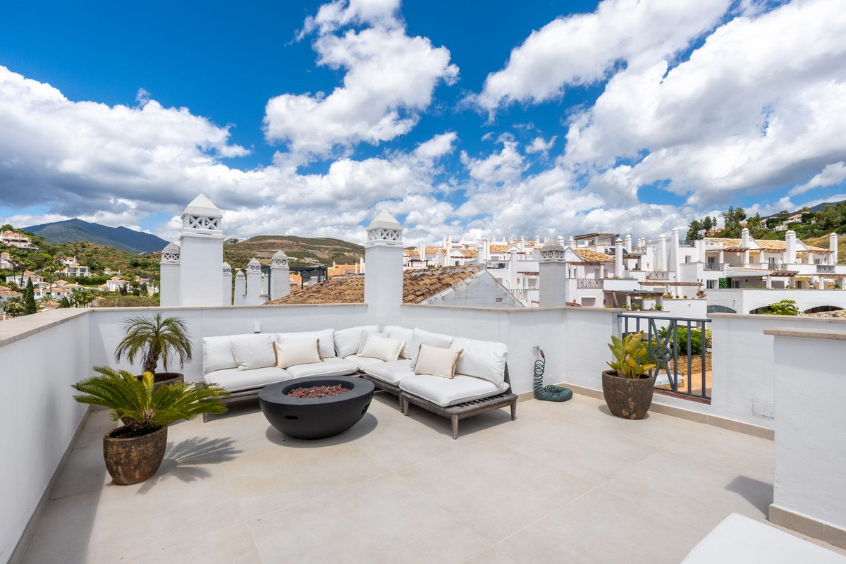 3 bedroom Apartments for sale in Nueva Andalucía – R5389750 3 bedroom Apartments for sale in Nueva Andalucía – R5389750