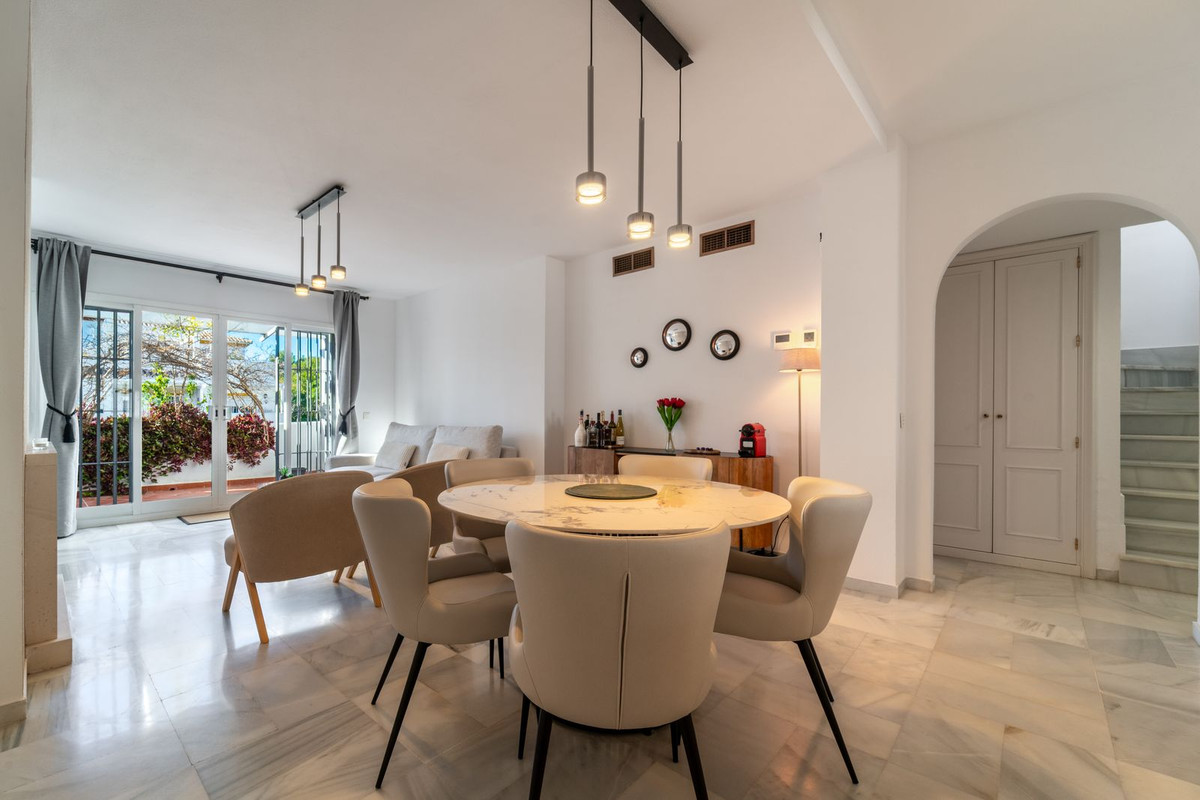 Apartamentos de 3 dormitorios en venta en Nag�eles – R5258317 Apartamentos de 3 dormitorios en venta en Nag�eles – R5258317