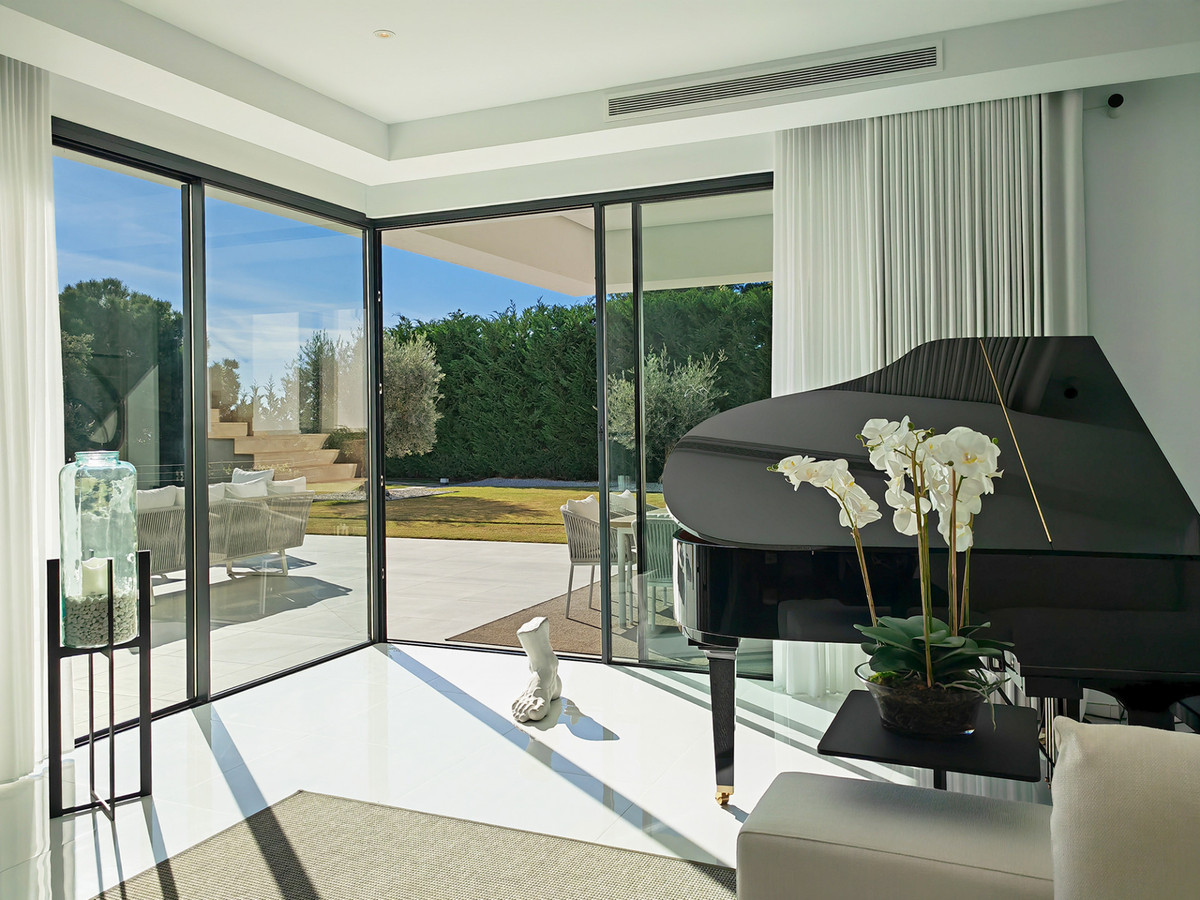 Villas de 5 dormitorios en venta en Benahavís – R5375047 Villas de 5 dormitorios en venta en Benahavís – R5375047