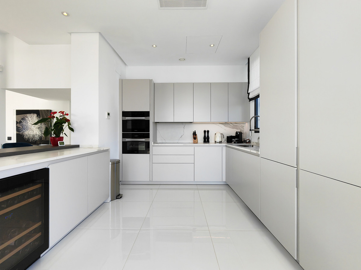 Villas de 5 dormitorios en venta en Benahavís – R5375047 Villas de 5 dormitorios en venta en Benahavís – R5375047